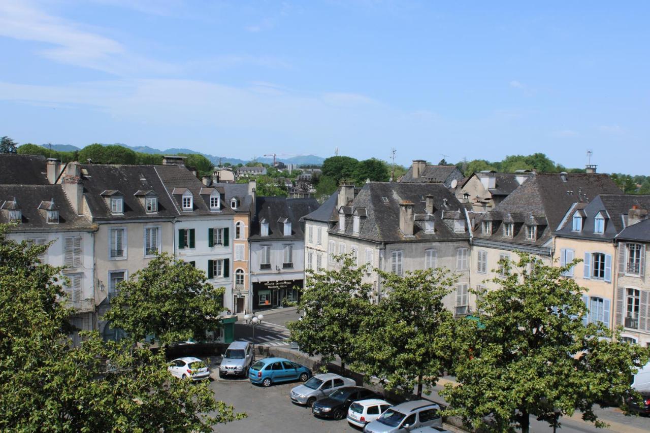 La Suite Du Peintre Oloron-Sainte-Marie Exterior photo