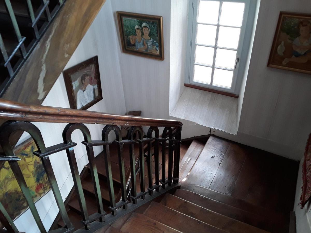 La Suite Du Peintre Oloron-Sainte-Marie Exterior photo