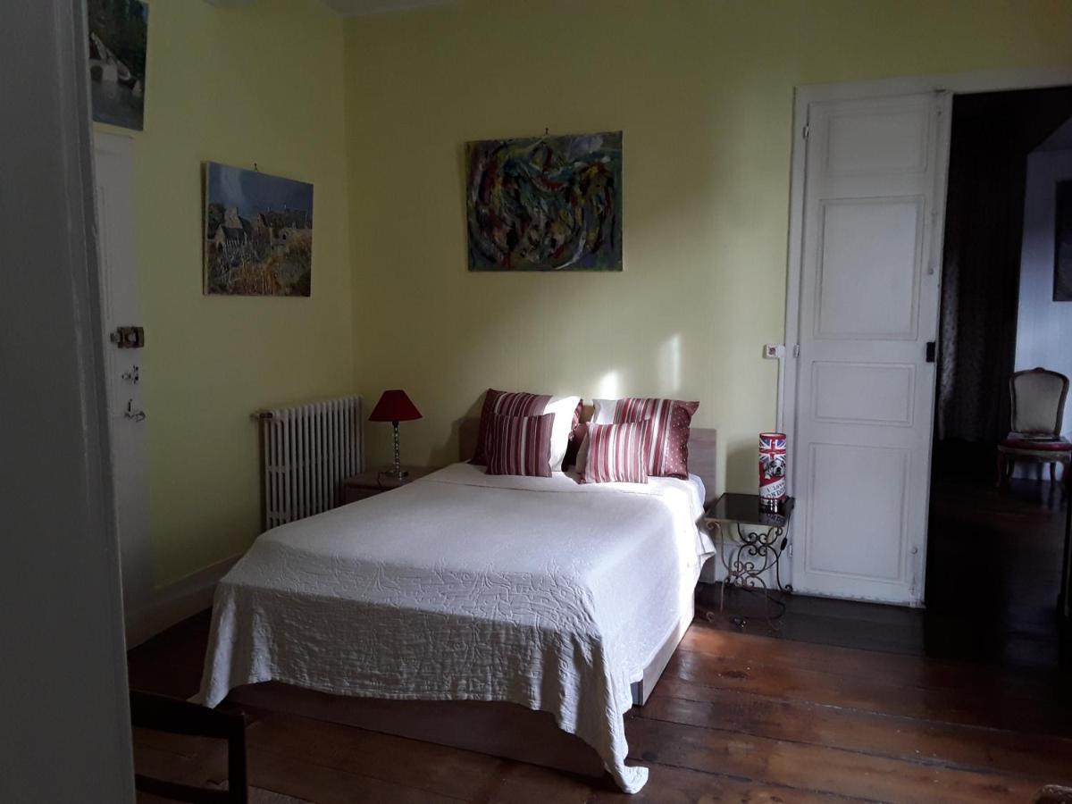 La Suite Du Peintre Oloron-Sainte-Marie Exterior photo